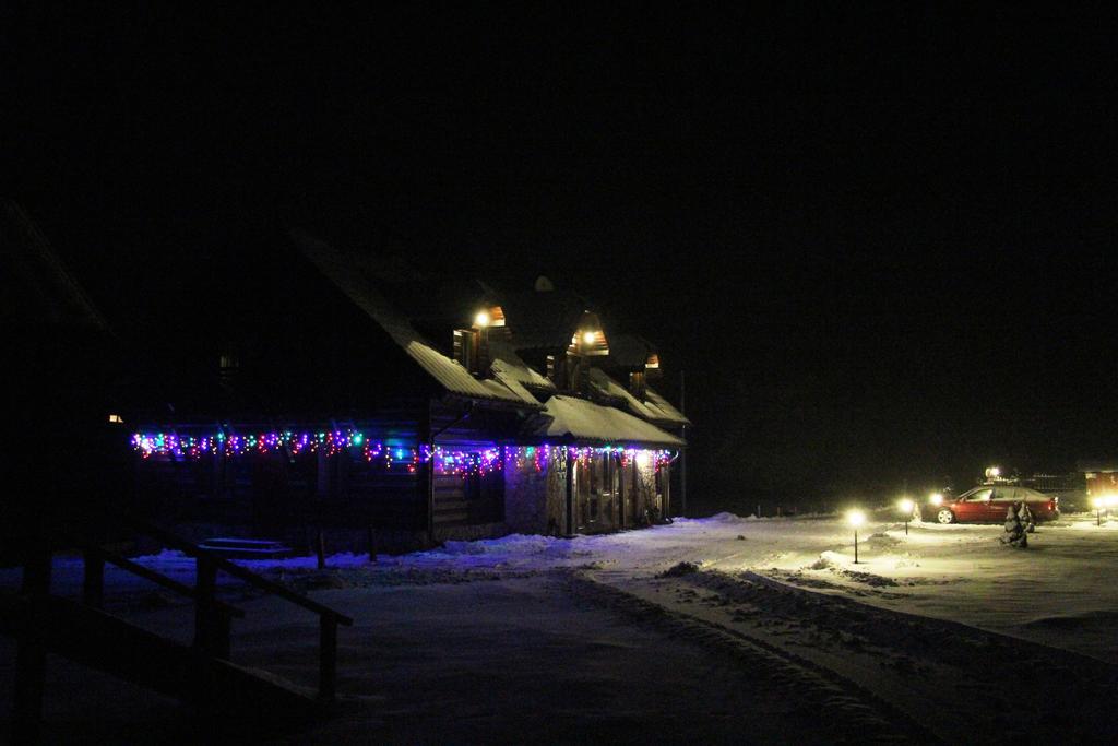 Dom Goscinny Borsuczyna Wetlina Exteriör bild